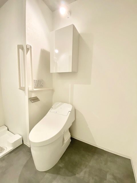 ラクラス中野弥生町 トイレ
