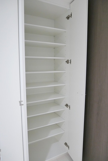 PREMIUM CUBE 中野 玄関