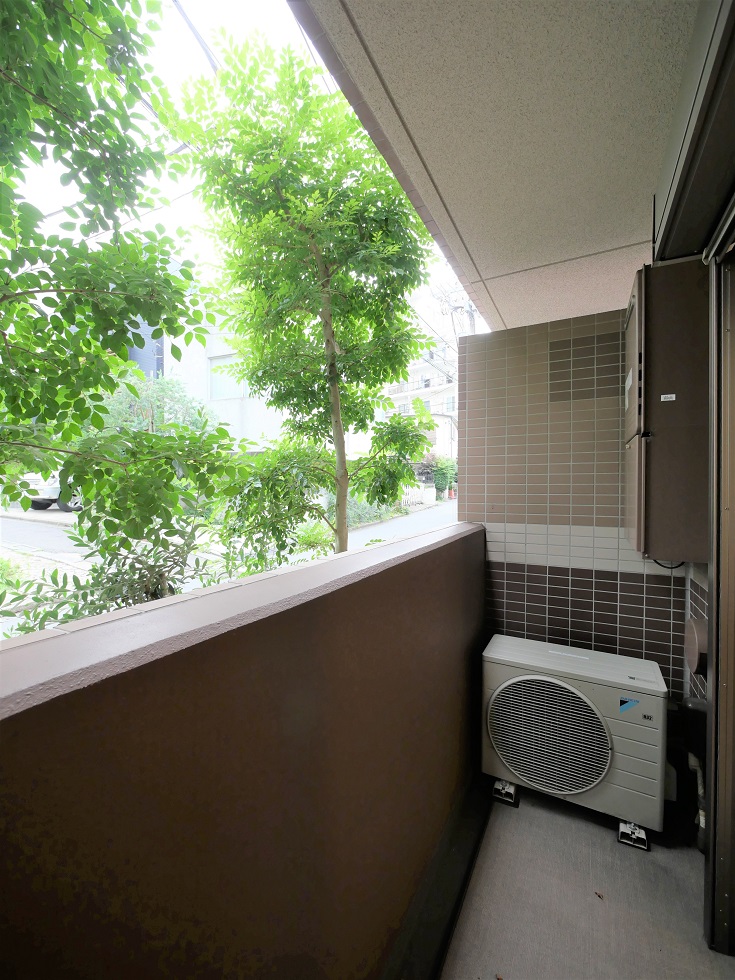 PREMIUM CUBE G 三軒茶屋 ベランダ