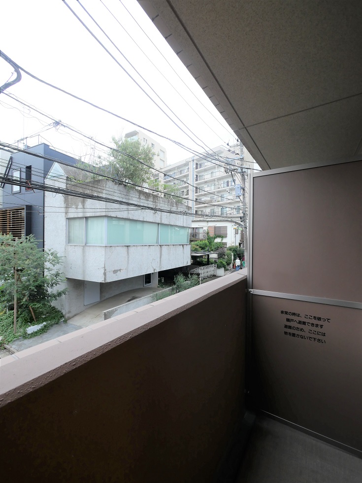 PREMIUM CUBE G 三軒茶屋 ベランダ