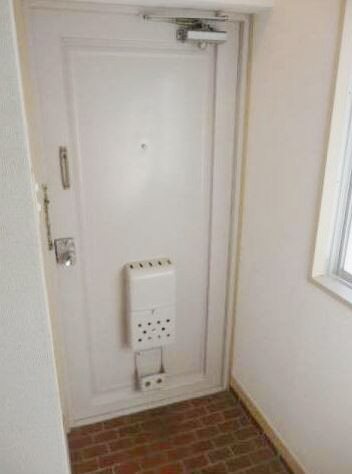渡辺マンション 玄関