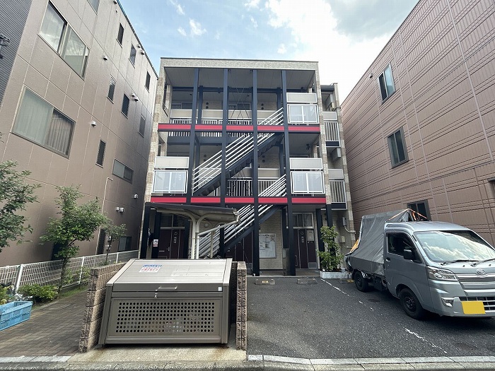 レオパレスシャンブル弐番館 303号室 外観