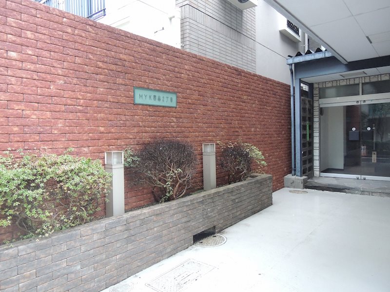 MYK四谷2丁目ビル  玄関