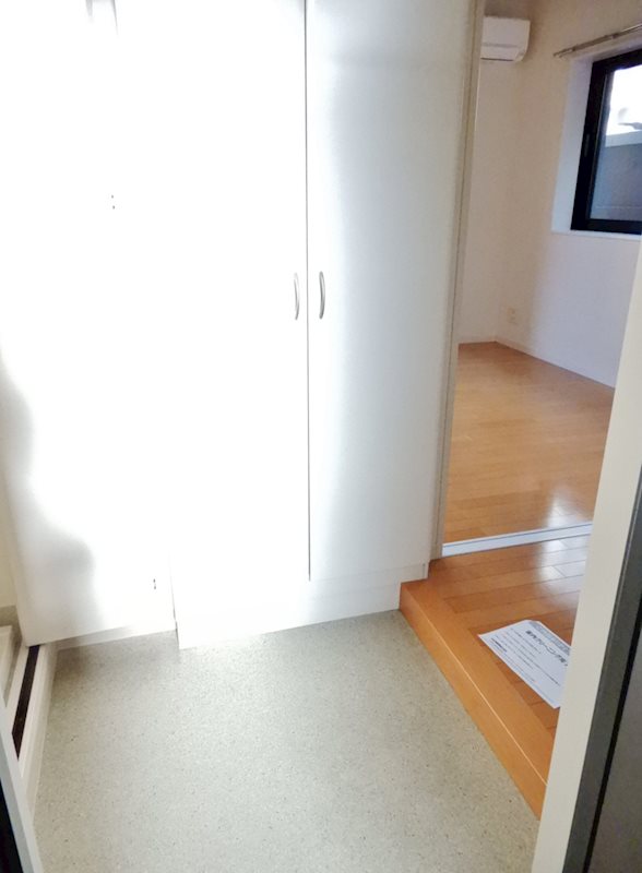 リヒャルト市谷薬王寺 玄関