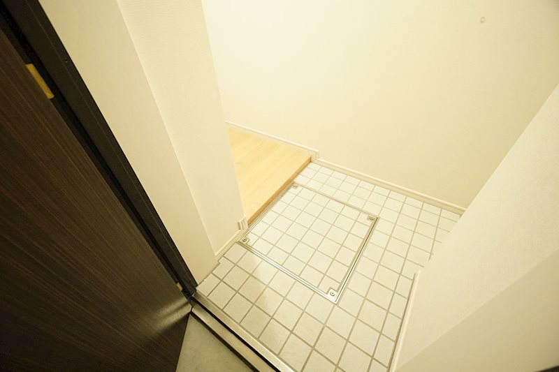 リキューザ永福 玄関
