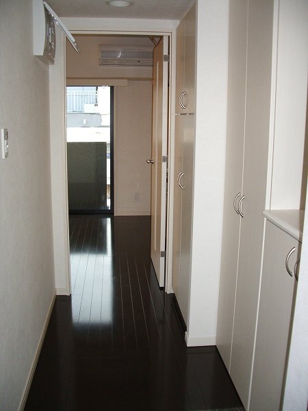 ルーブル高田馬場弐番館 玄関