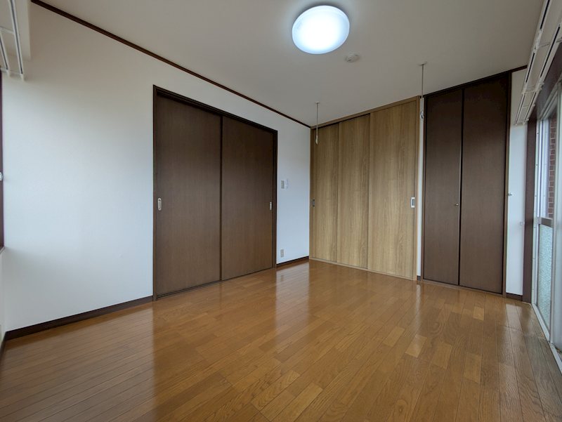 大野マンション ベッドルーム