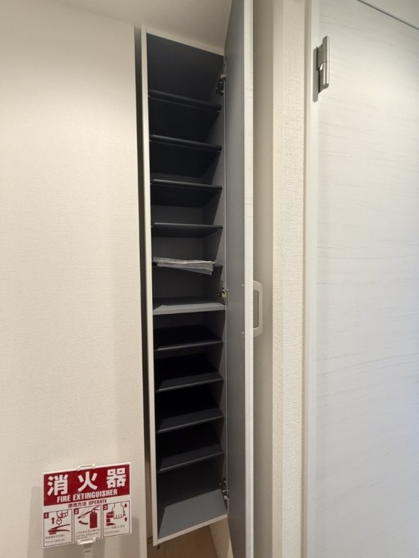 ＬＵＦＴ　ＧＯＫＯＫＵＪＩ 玄関
