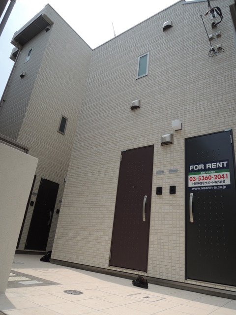 ラフィネ三軒茶屋 202号室 外観