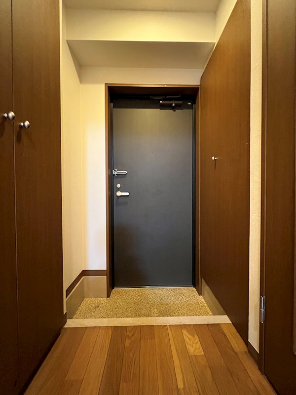 メインステージ白金高輪 玄関