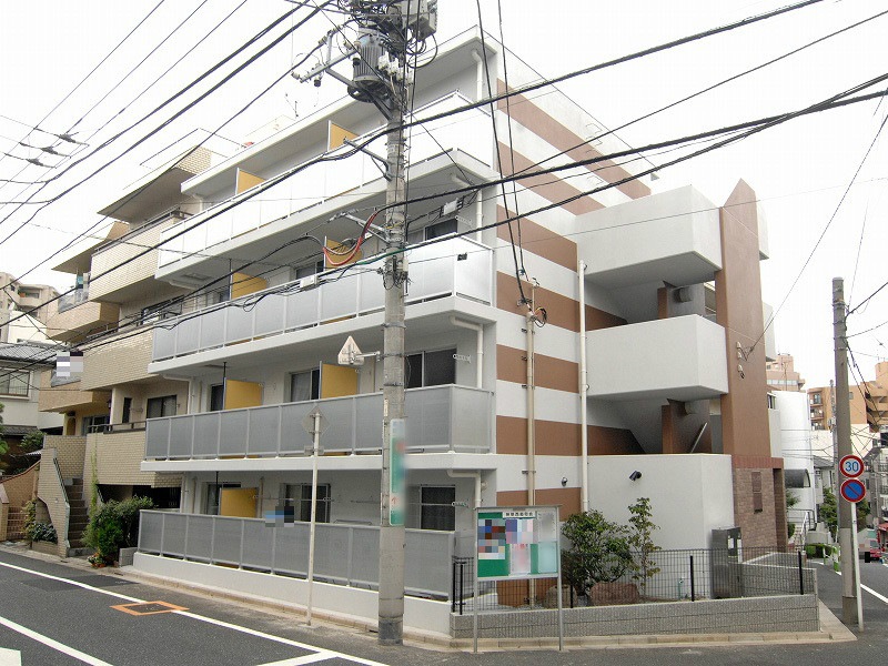 レオパレスカサ　リリオ 201号室 外観