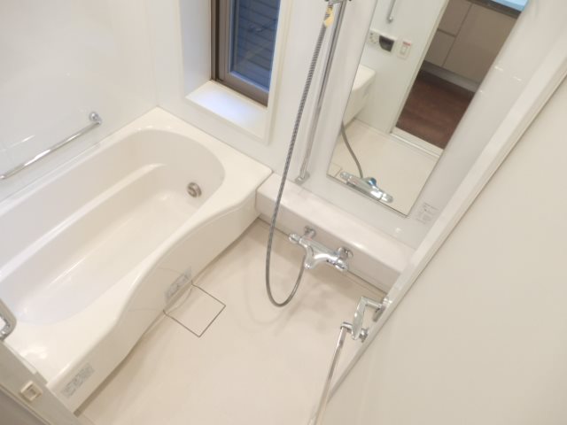 カテリーナ三田タワースイート 風呂画像