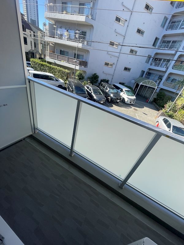 ハーモニーレジデンス東新宿 ベランダ
