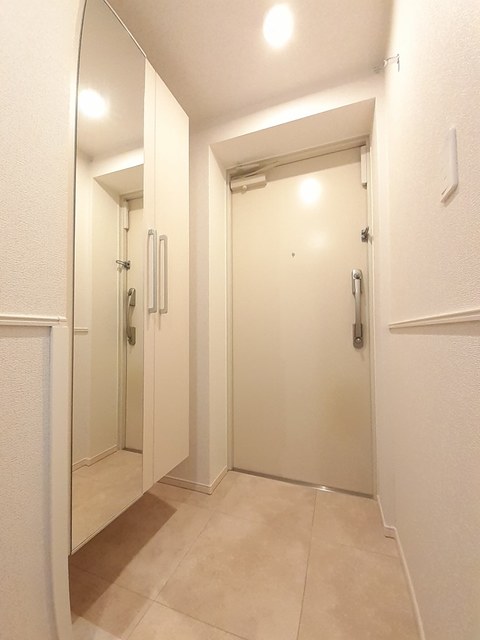 カルム中目黒 玄関