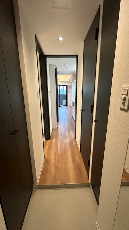 ZOOM新宿御苑前 玄関