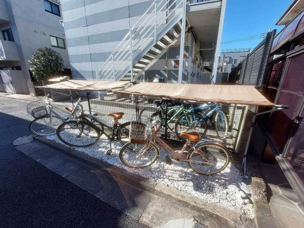 レオパレスフローラ その他7