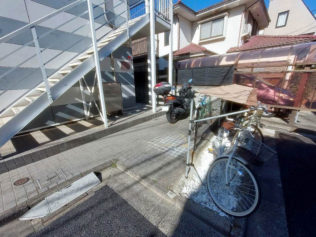 レオパレスフローラ その他8