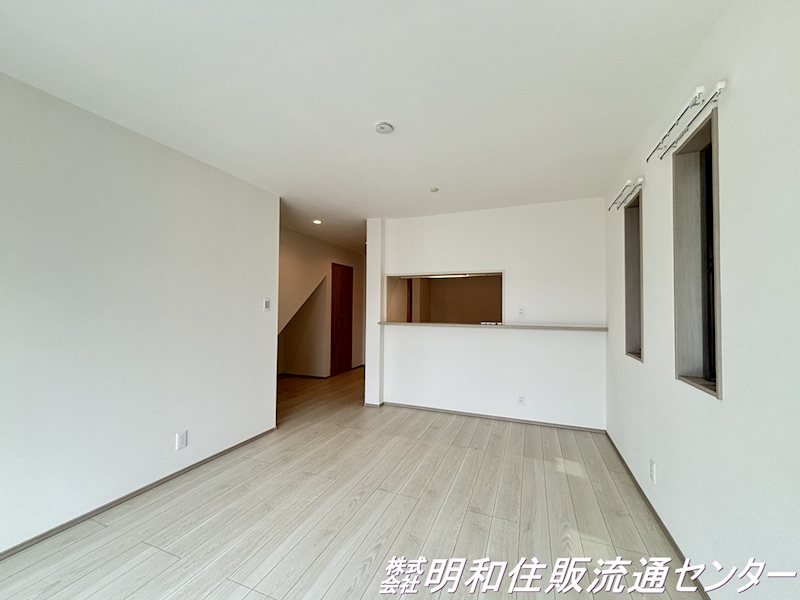 深沢4丁目戸建 リビング