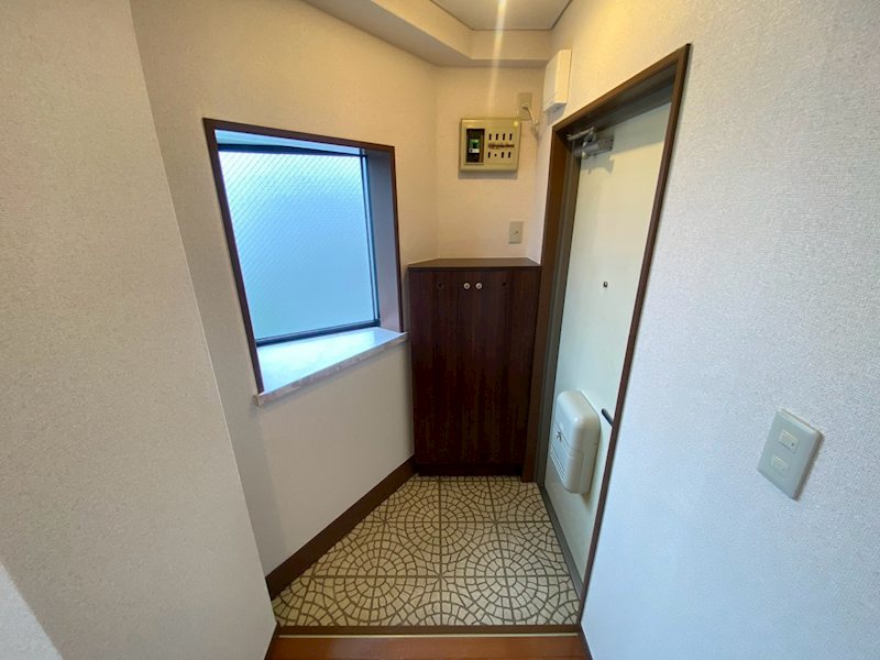 セタガヤフラット 玄関
