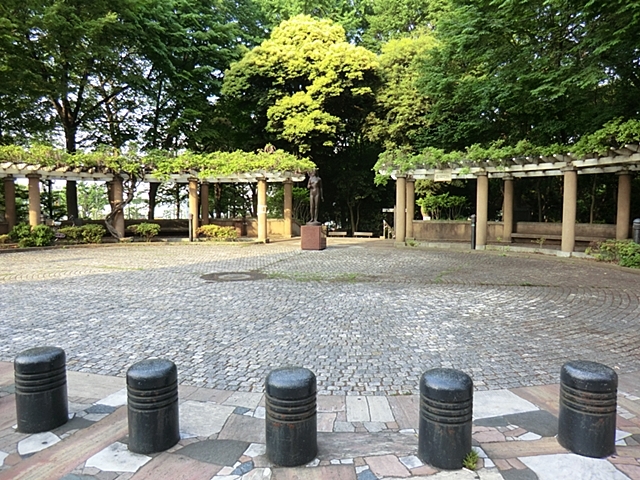 ルモンピエール新大塚 公園