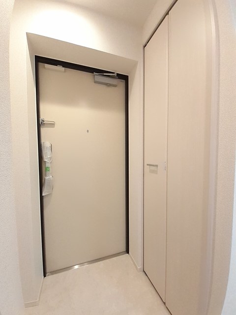 プティメゾン青葉台 玄関