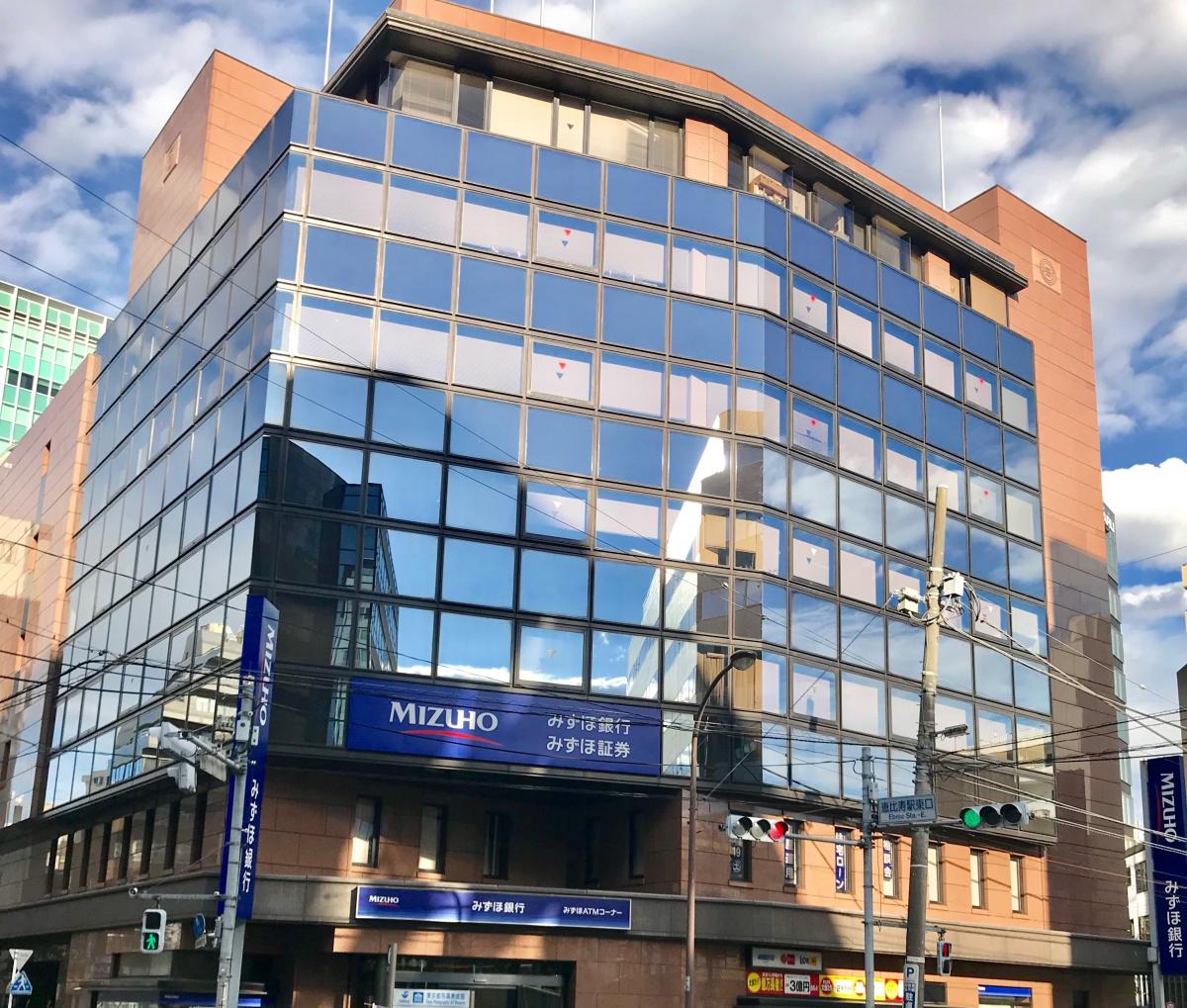 ミルフィーユ恵比寿 銀行
