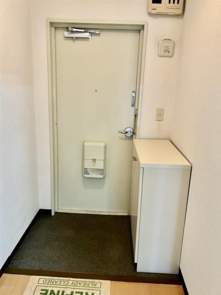 第二ハウス崔綜 玄関