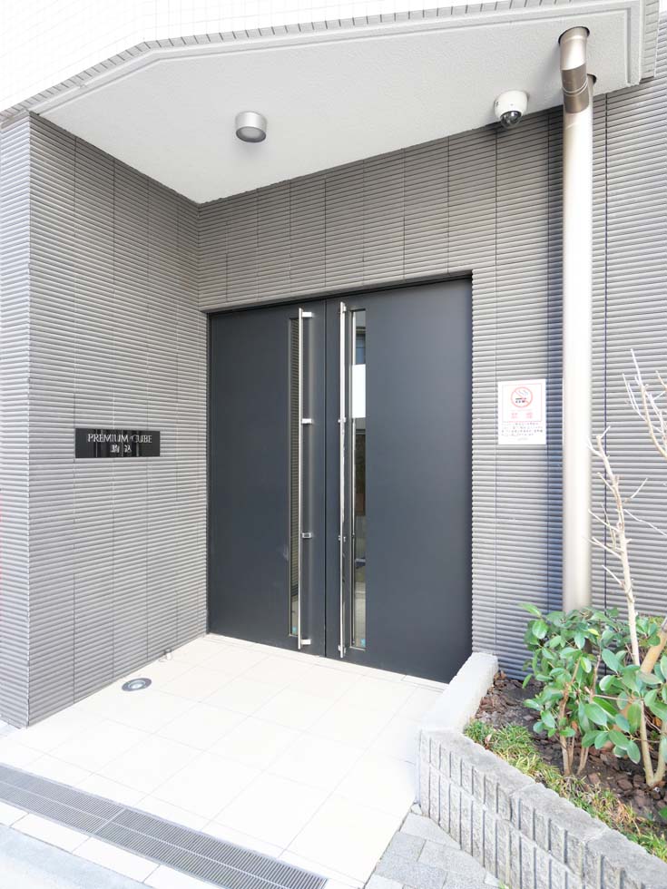 PREMIUM CUBE 駒込 エントランス