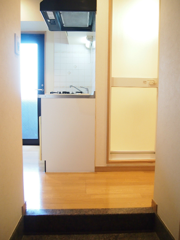 ルーブル西五反田弐番館 玄関
