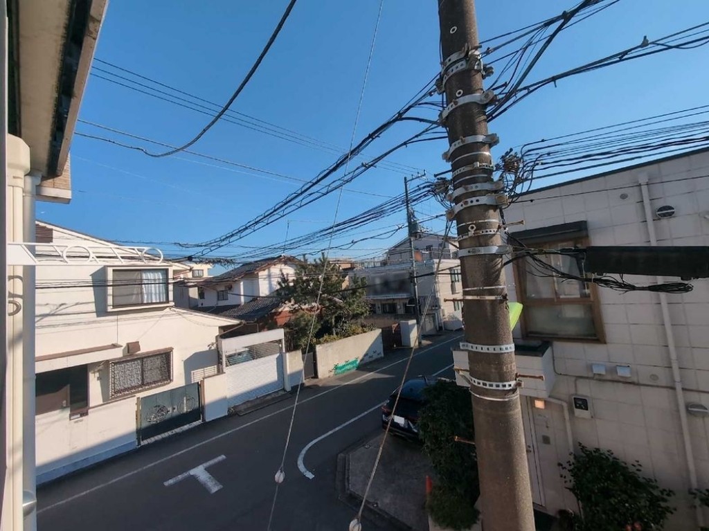 レオパレス上用賀三丁目 その他