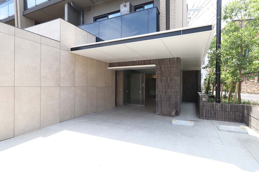 レジデンス桜新町ガーデン エントランス