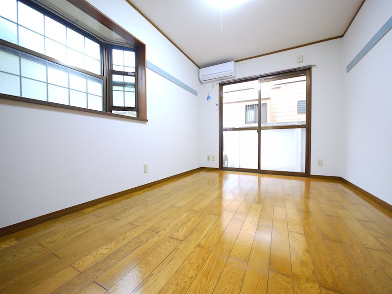 センチュリー東高円寺 リビング