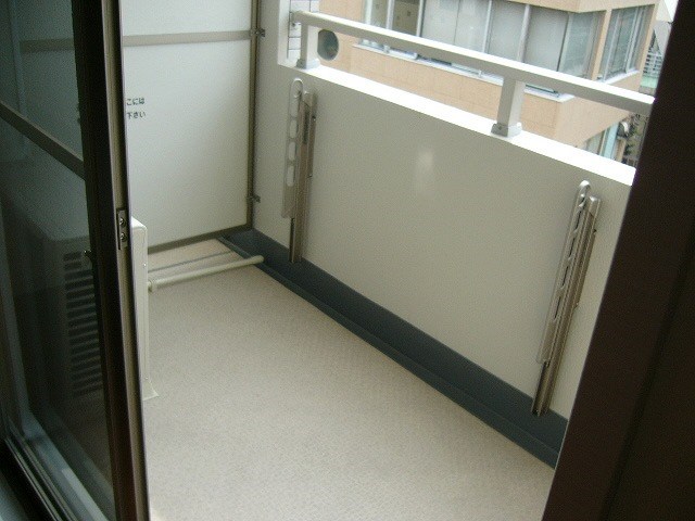 ステージファースト中野駅前 ベランダ