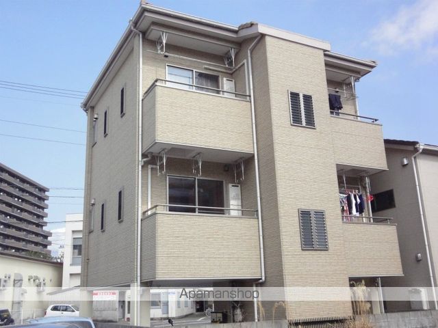 ピア北岡 302号室 外観
