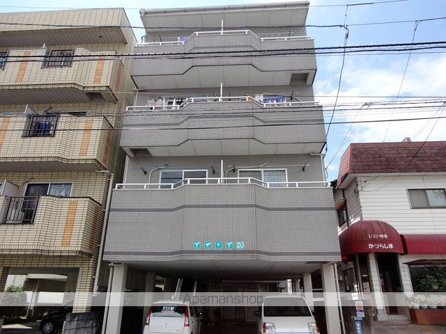 アゼリア２０ 303号室 外観