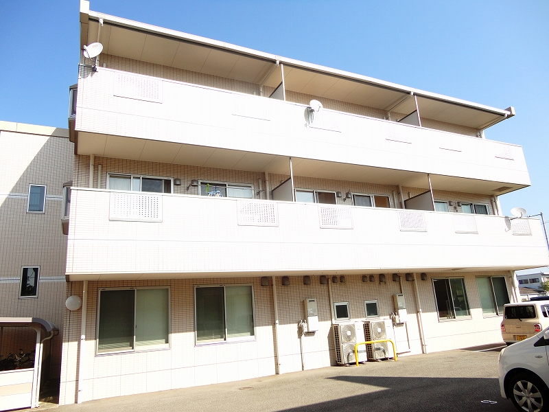 リバーパーク桂 202号室 外観