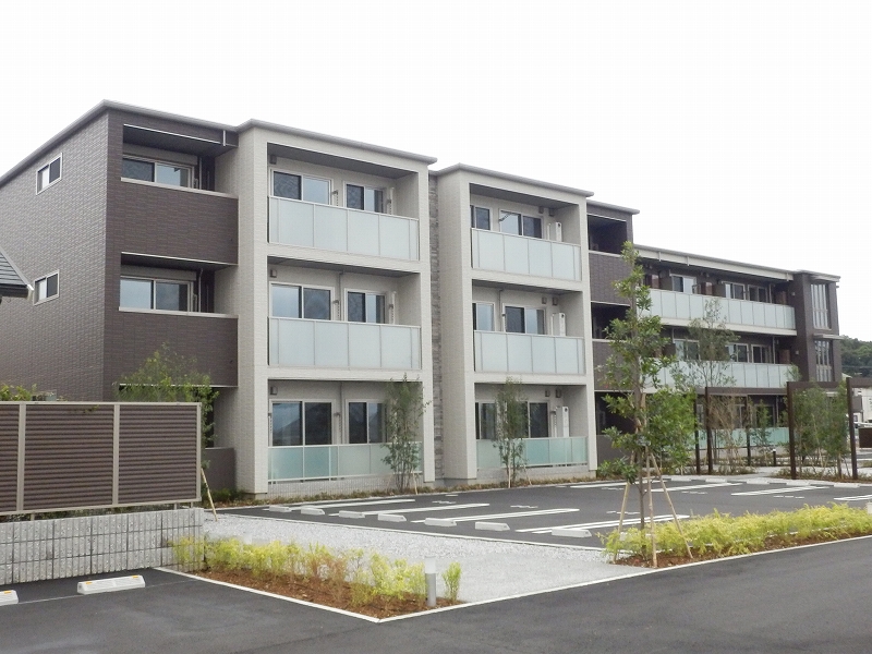 ベレオ弓張月 206号室 外観