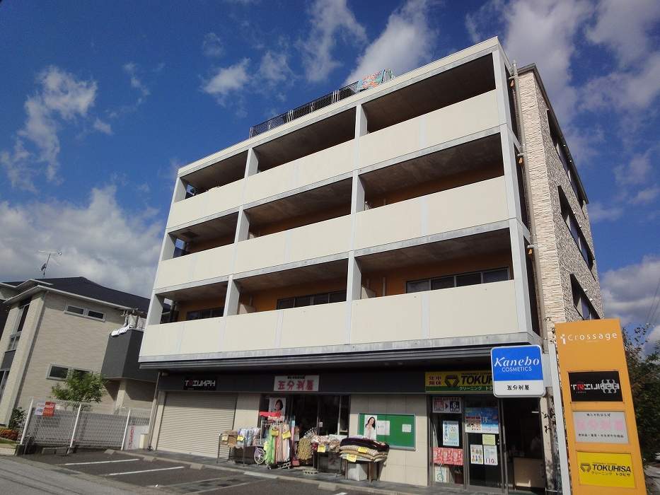 クロスアージュ 403号室 外観