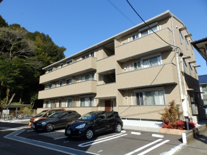 パピヨン 303号室 外観