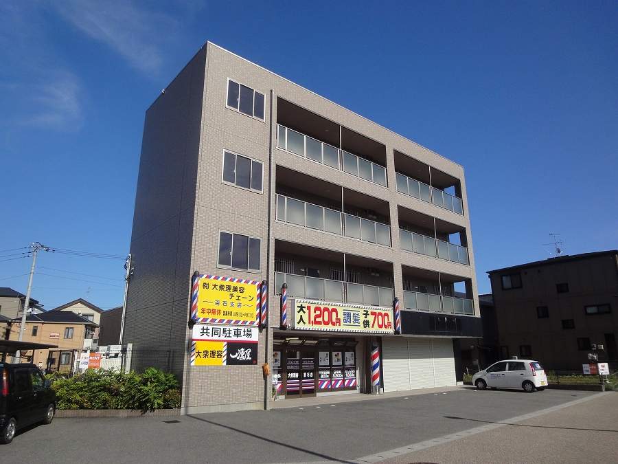 ヴィターレ百石 201号室 外観