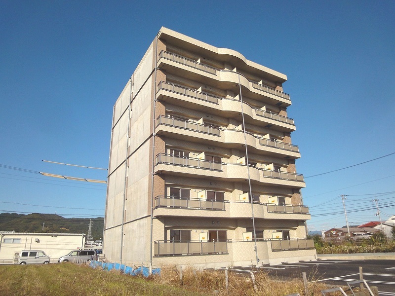 ルガーノⅠ 502号室 外観