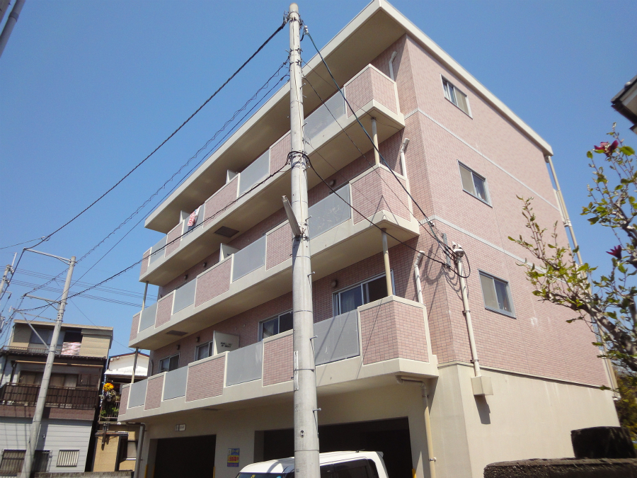 メゾン日の出町 403号室 外観