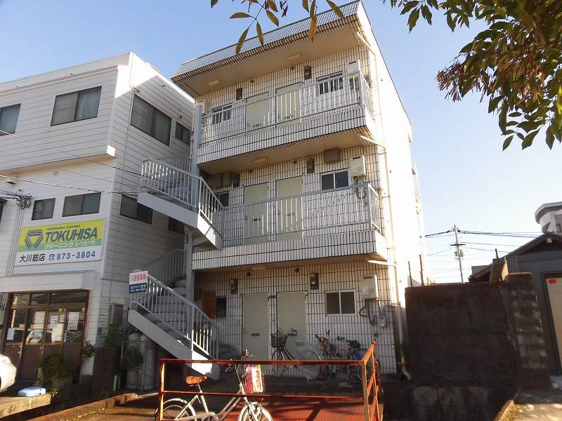みつばちハウス 202号室 外観