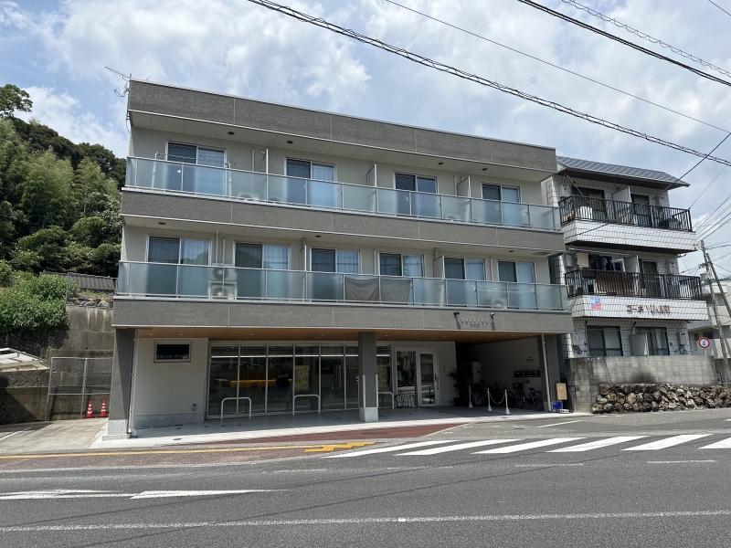 Ｓｈｅｌｌｙ　Ａｐａｒｔｍｅｎｔ 301号室 外観