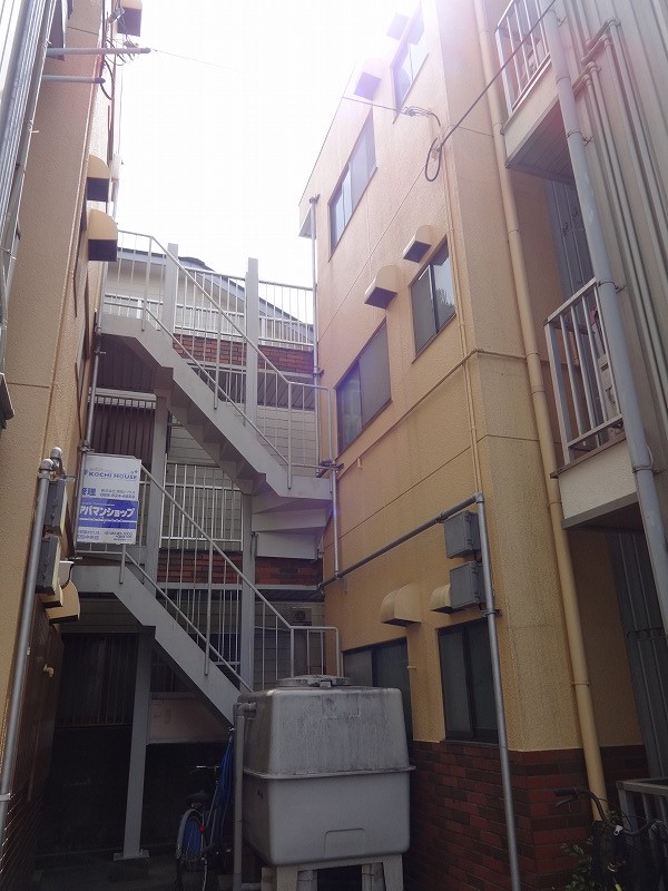八反町ハイツ 1階北号室 外観