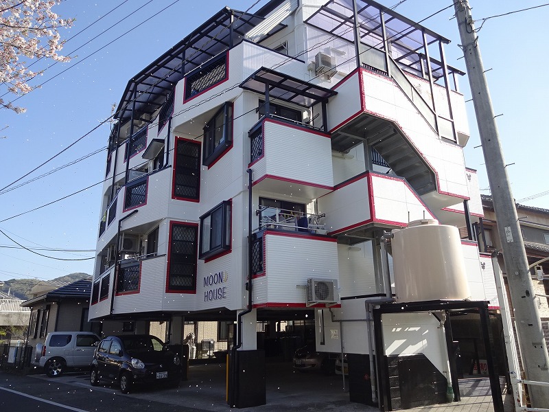 ムーンハウス 301号室 外観