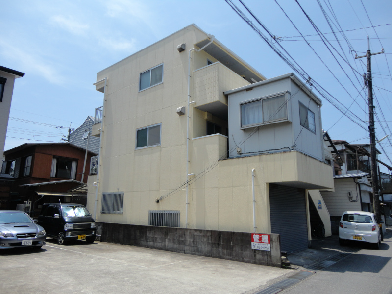 黒潮マンション 203号室 外観