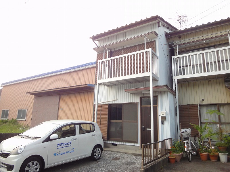 高須新町四丁目貸家　西棟 外観