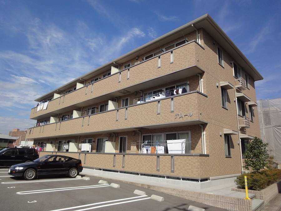 アムール 205号室 外観