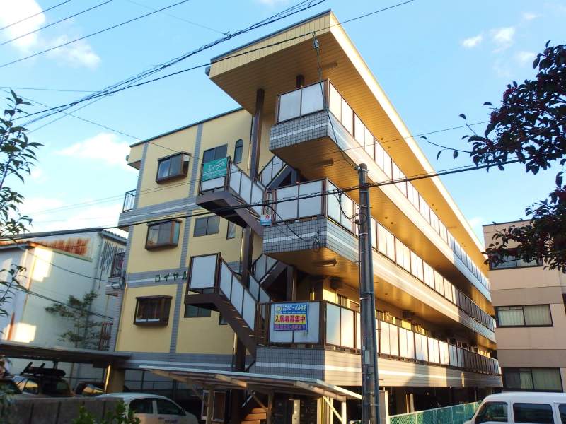 ロイヤル薊野 307号室 外観
